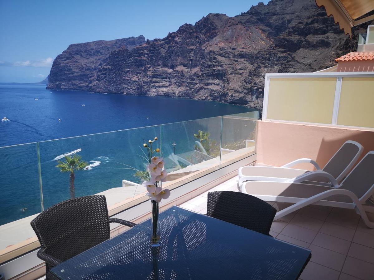 Magnificent Apt. With Sea View, Cliff & Marina Santiago del Teide Buitenkant foto