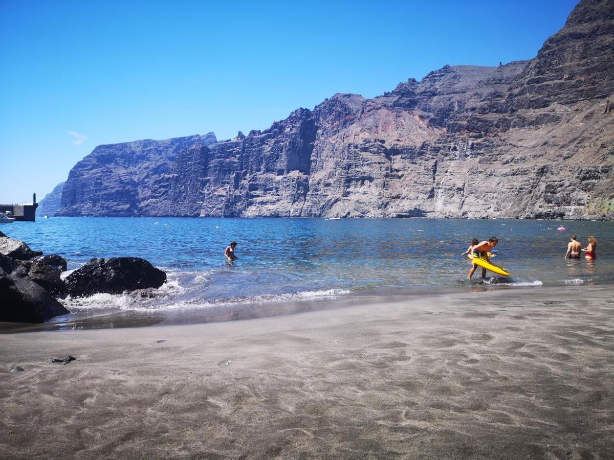 Magnificent Apt. With Sea View, Cliff & Marina Santiago del Teide Buitenkant foto