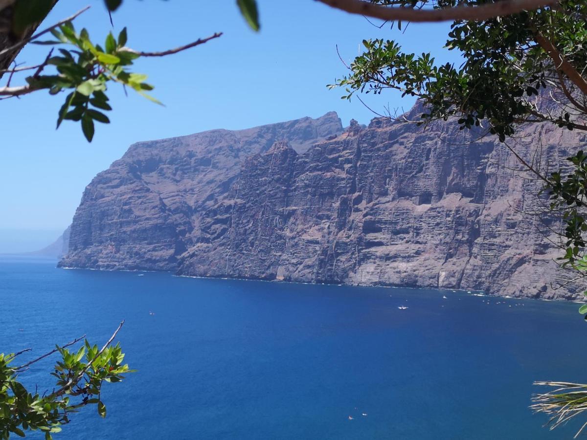 Magnificent Apt. With Sea View, Cliff & Marina Santiago del Teide Buitenkant foto