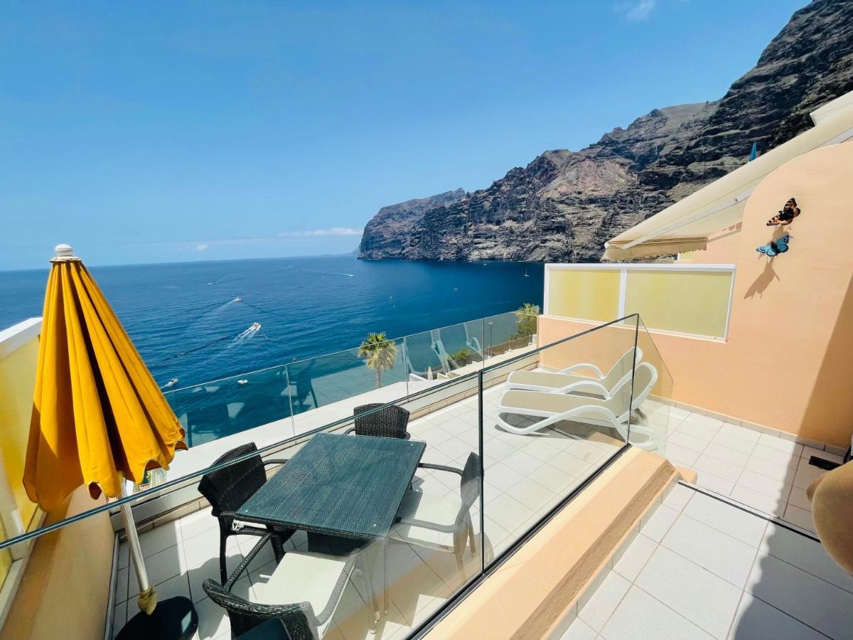 Magnificent Apt. With Sea View, Cliff & Marina Santiago del Teide Buitenkant foto